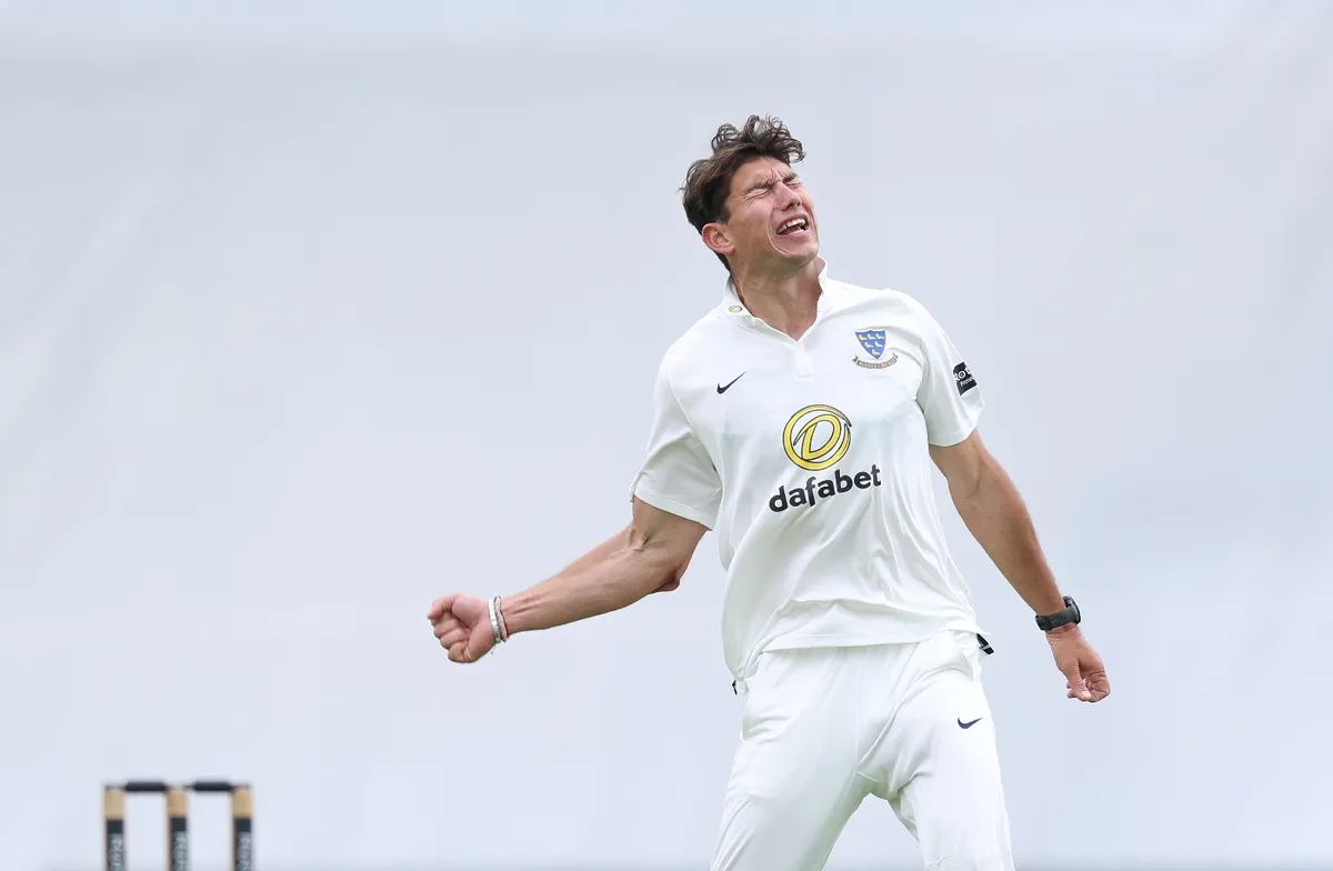 Sussex seal victory as Notts falter in title defence