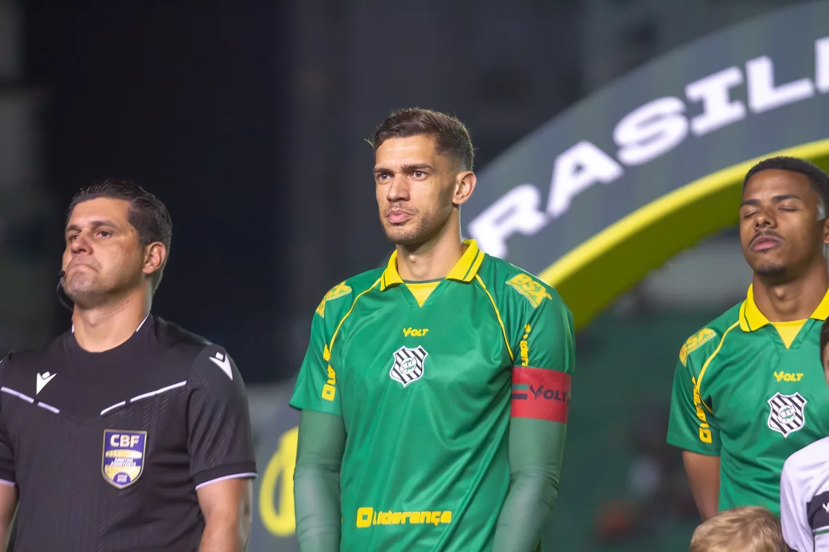 Lucas Dias e Hyuri deixam o Figueirense antes da Copa Santa Catarina
