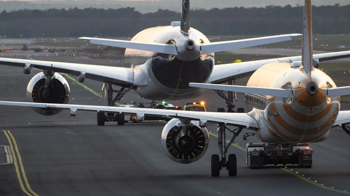 Neue Flugzeuge: Verband: Kerosinverbrauch pro Passagier erneut gesunken