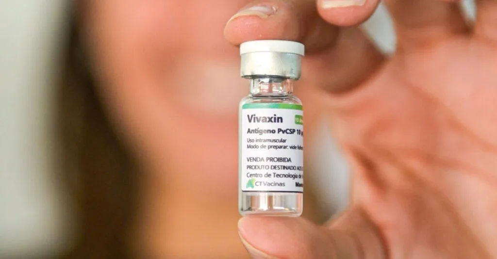 Anvisa autoriza teste em humanos com vacina inédita contra a malária feita no Brasil