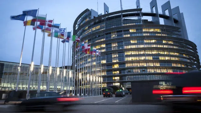 Eurodeputados apoiam retirada temporária de tarifas a produtos arménios