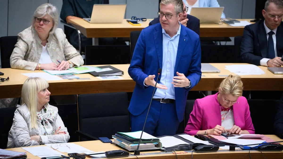 Öffentlicher Dienst: Mehr als eine Milliarde Euro Nachzahlung für Berliner Beamte