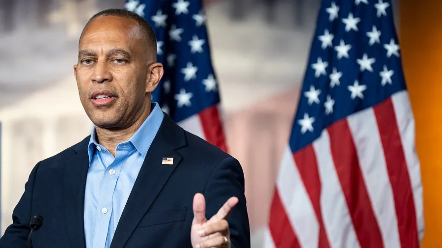 Jeffries voices ‘serious concerns’ with Senate-passed Russian sanctions bill