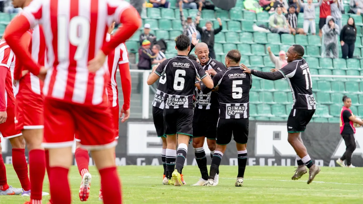 Figueirense vence Hercílio Luz e assume liderança da Copa Santa Catarina