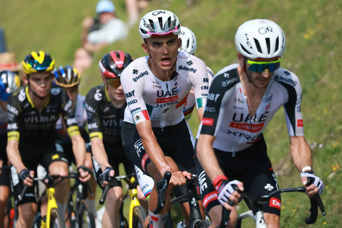 Isaac del Toro y la delegación mexicana que competirá en el Mundial de Ciclismo de Ruta Montreal 2026