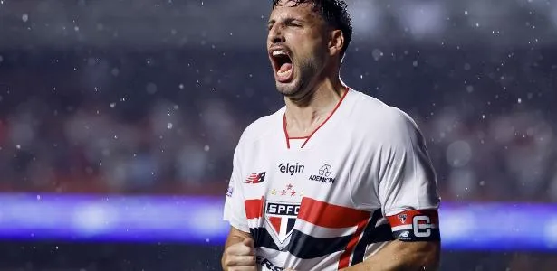 Transmissão ao vivo de São Paulo x Vasco pelo Brasileirão: veja onde assistir