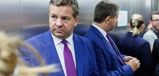 Sven Schulze: CDU-Kandidat in Sachsen-Anhalt gerät wegen Plakaten in Erklärungsnot