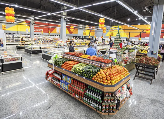 Falência de supermercado afeta dezenas de lojas e 5 mil funcionários
