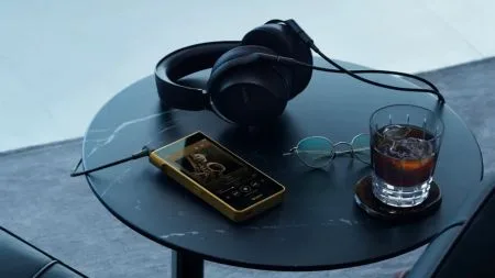 Jetzt sind auch die Schrauben vergoldet: Neue Sony-Walkmans für bis zu 5000 Euro