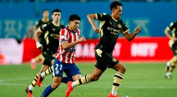 Tijjani Reijnders troca Manchester City pelo Al Qadsiah