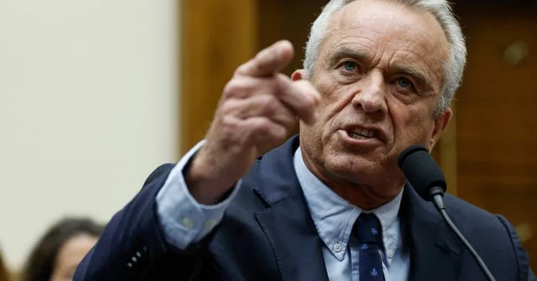RFK Jr. acusado de mentir ao Congresso sobre vacinas