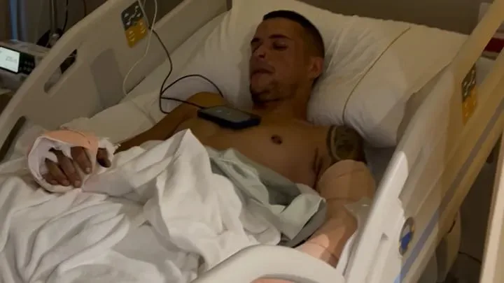 La familia de un joven español hospitalizado en Tailandia pide ayuda para cubrir su tratamiento tras un grave accidente de tráfico