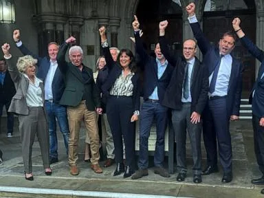 5 traders jailed for rigging key interest rates have their convictions quashed