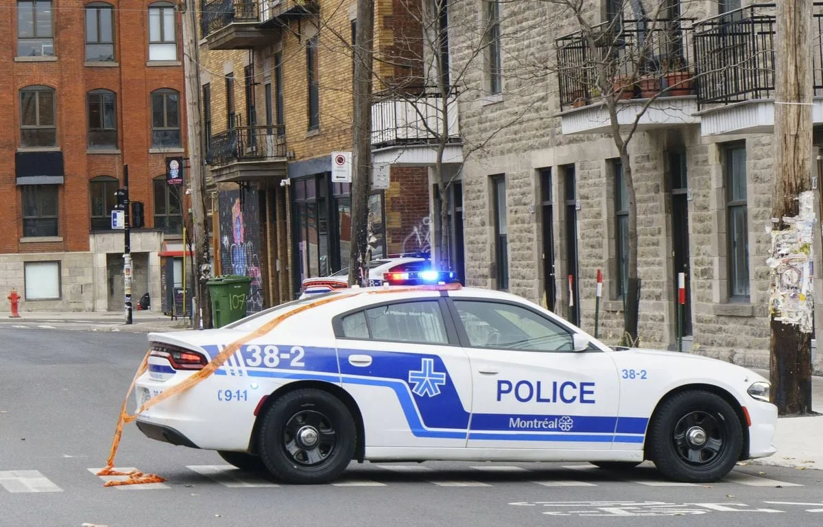 Canada : Un adolescent néonazi arrêté à Montréal pour un projet d’attaque contre une école