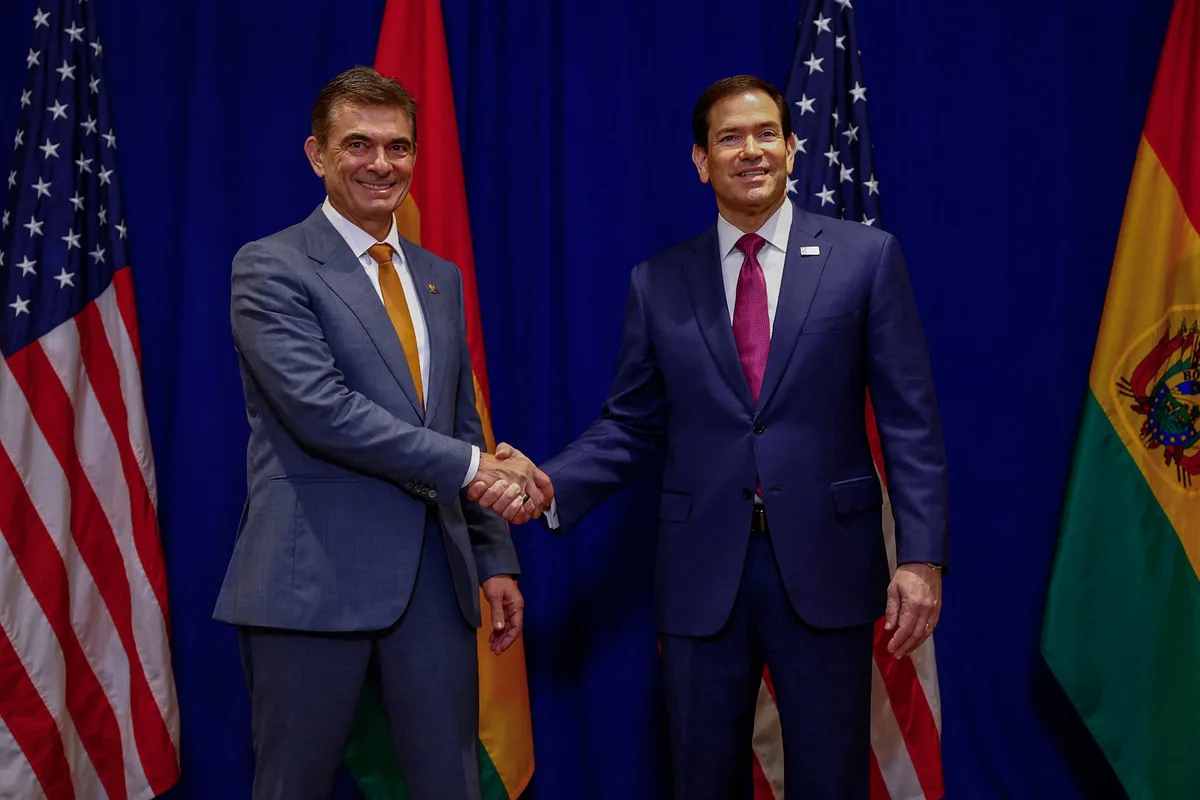 Marco Rubio se reúne con Rodrigo Paz y respalda el crédito del FMI y las reformas económicas que busca Bolivia