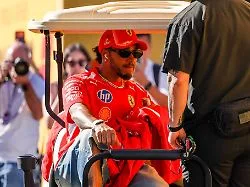 Superstar dementiert Bericht: Hamilton hat "nie gebeten", dass bei Ferrari Köpfe rollen