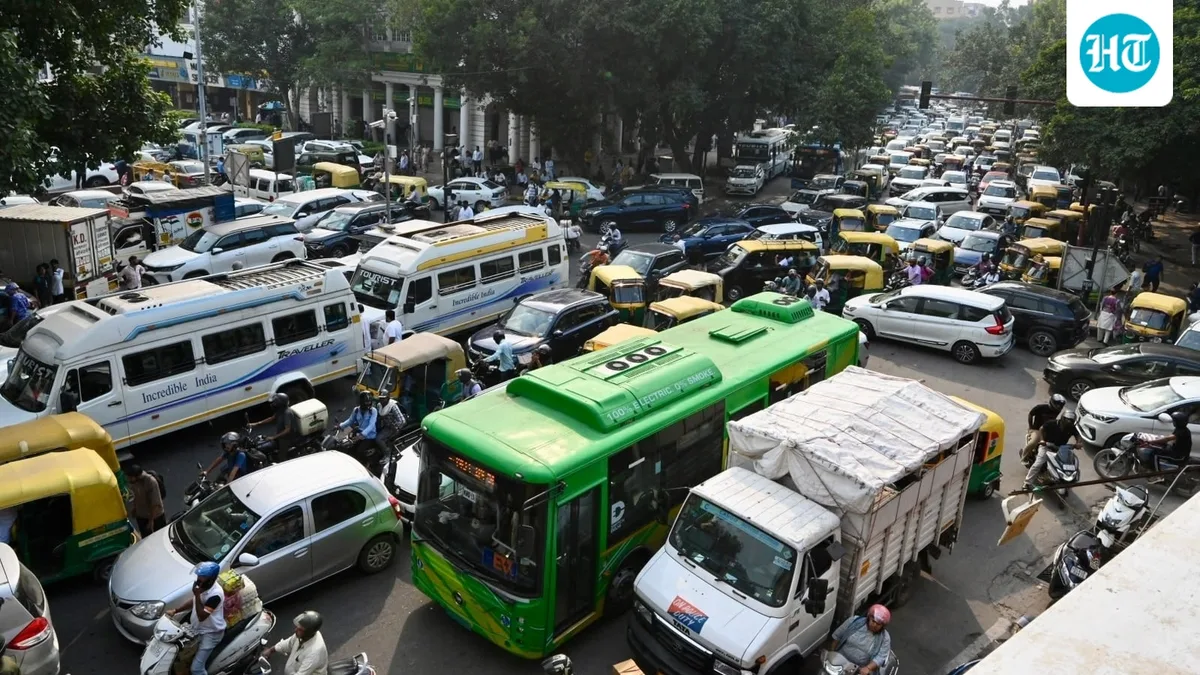 Traffic curbs in Delhi till 10pm today amid MPs' protest, check affected routes