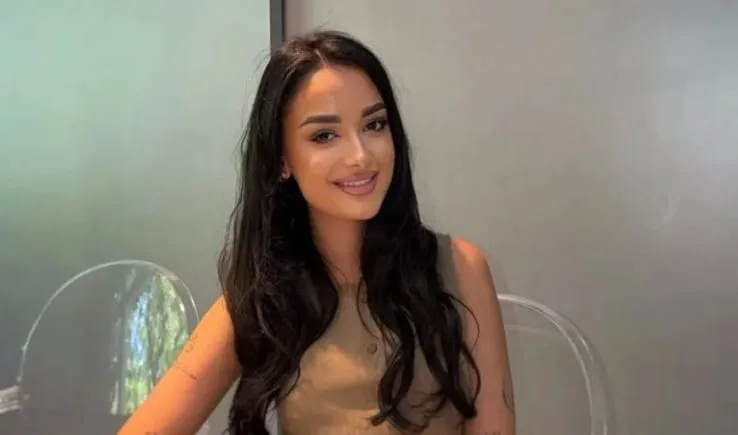 Julia Janeiro, propietaria de su primera casa con 23 años, alza la voz sobre el acceso a la vivienda: “Se me rompe el corazón”