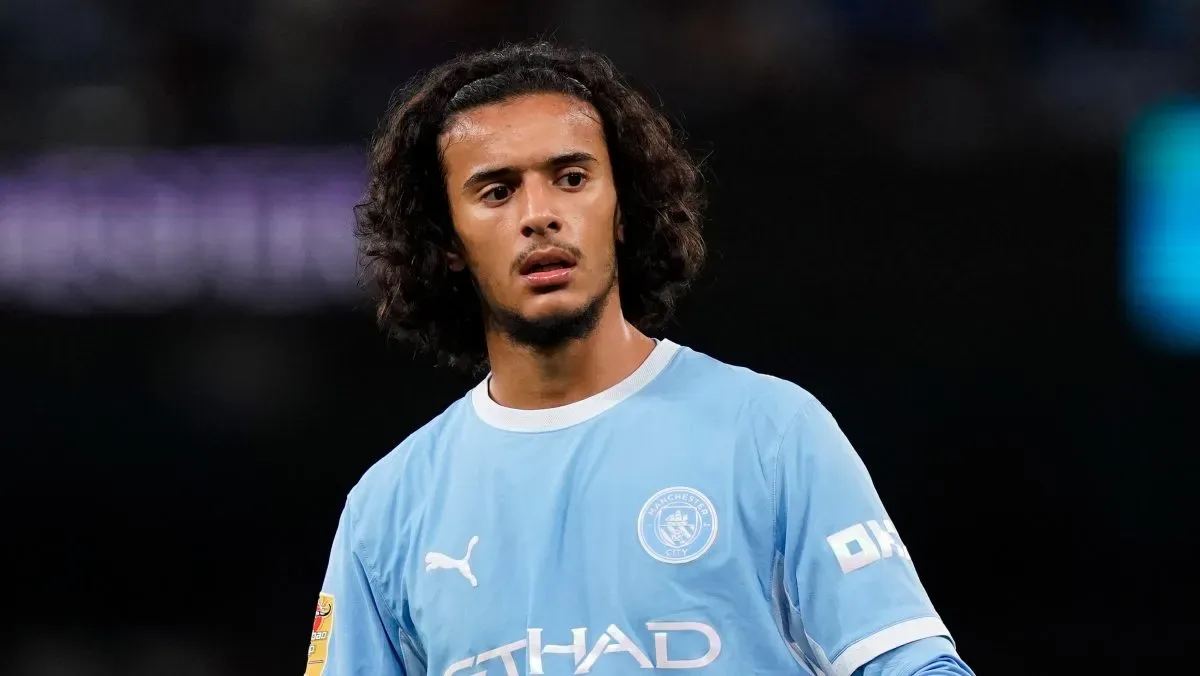 Manchester City: Bouaddi busca novo status após grande atuação e elogio de Haaland