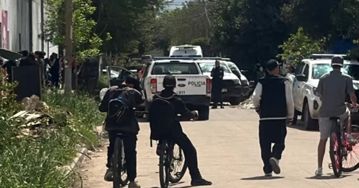 La Matanza: un alumno baleó a un compañero en el baño de una escuela