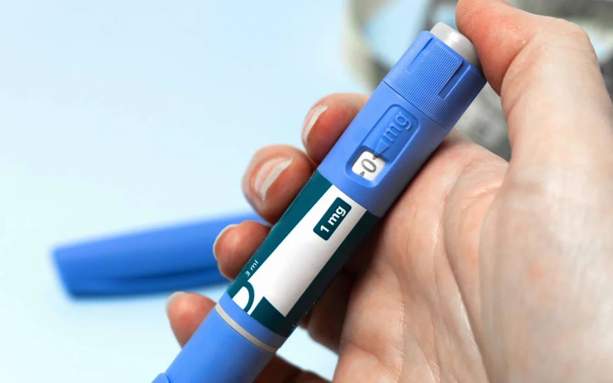 Une simple bactérie de l'intestin pourrait-elle remplacer un jour l'Ozempic ? Cette découverte ouvre une piste inattendue