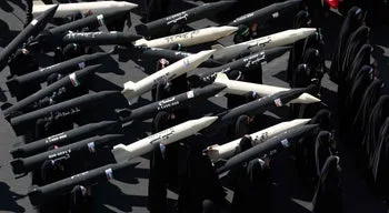 Irão diz que "o mundo ficará surpreendido" com as suas novas armas