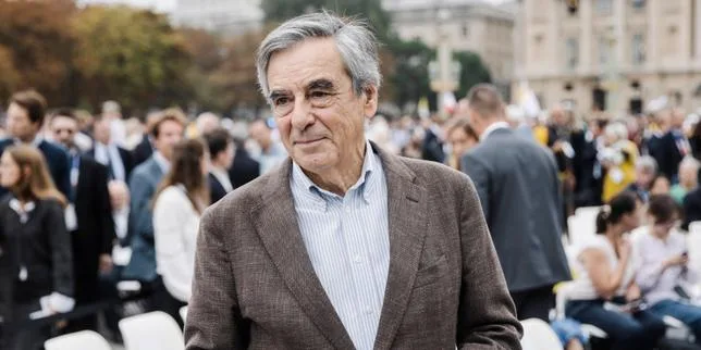 Présidentielle 2027 : François Fillon apporte son soutien à Bruno Retailleau, « seul candidat crédible qui soit clairement à droite »
