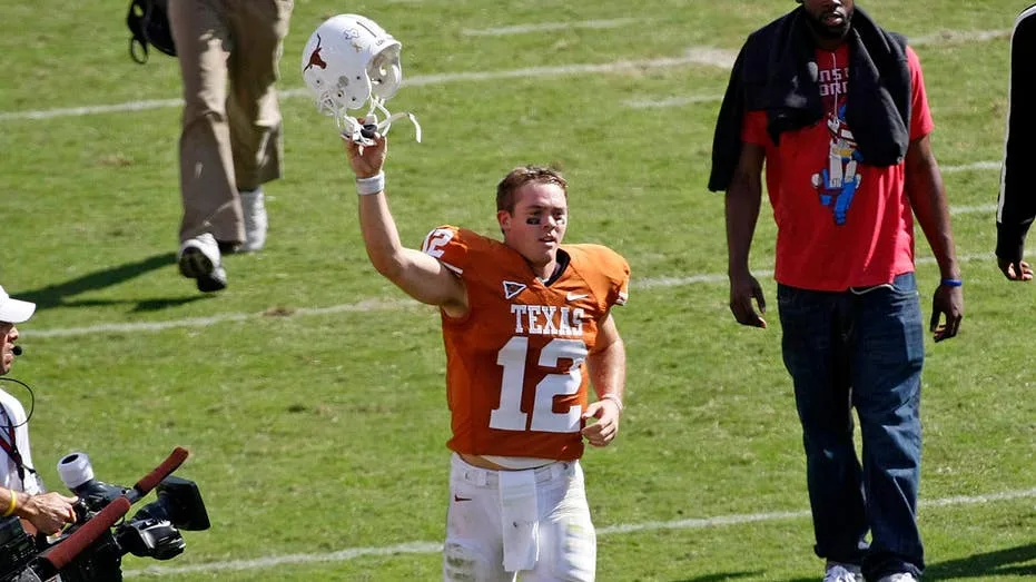 Texas legend has sky-high hopes for Longhorns ahead of Red River Rivalry game vs Oklahoma