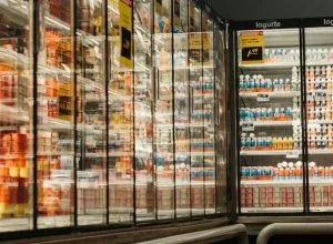 Produtos estragados: tudo sobre o ciberataque que atingiu redes de mercados na França