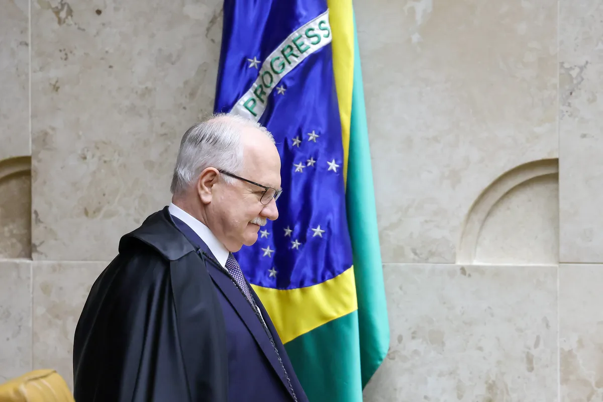 Fachin recebe Andrei em meio à tensão entre PF e Mendonça