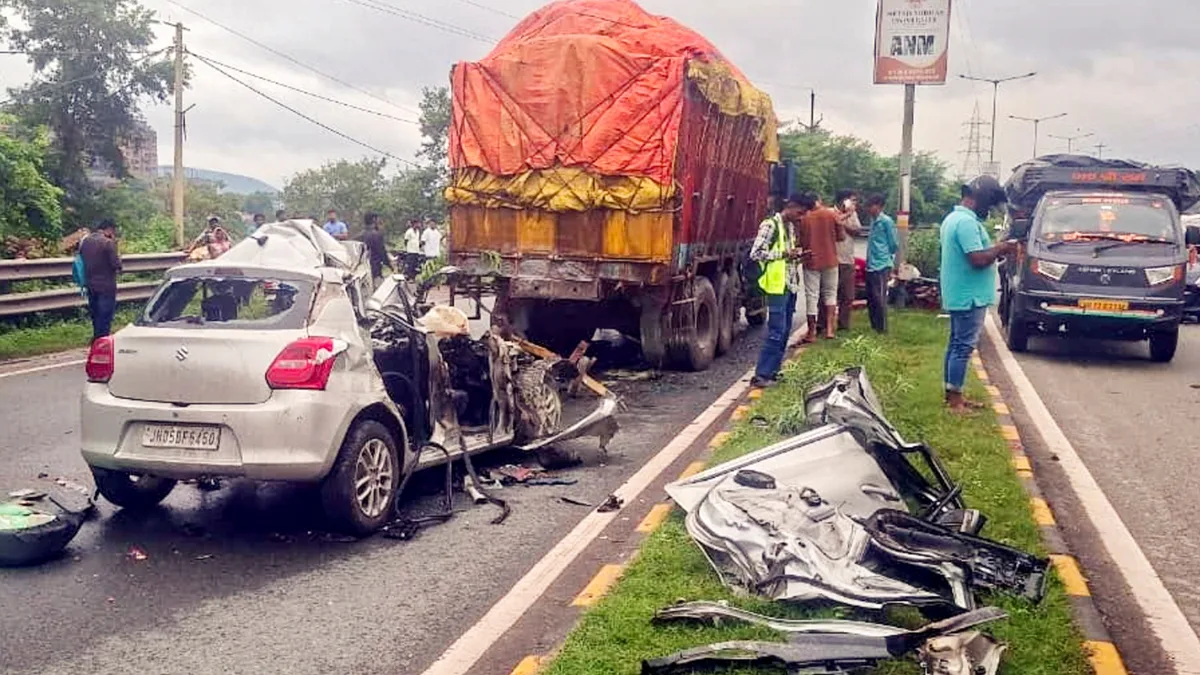Jharkhand minister’s daughter among 4 killed as car rams truck in Jamshedpur