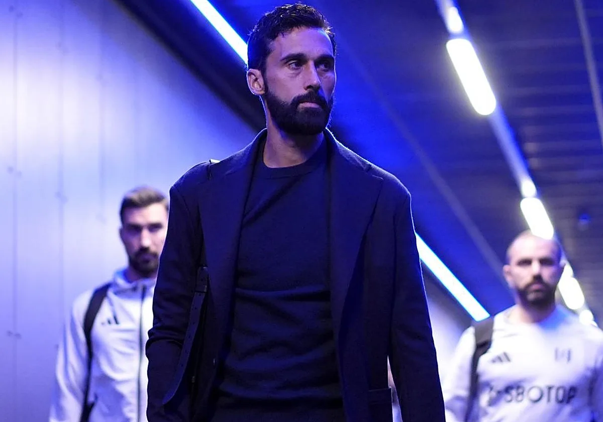 Multazo a Arbeloa por dudar de la honestidad de los árbitros