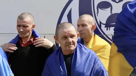 La Russie et l'Ukraine procèdent à un nouvel échange de 103 prisonniers de guerre de chaque camp, selon Moscou