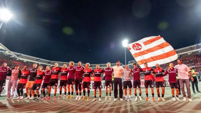 2. Fußball-Bundesliga: Nürnberger Rekordjäger senden Signal mit Zoma-Stoppschild