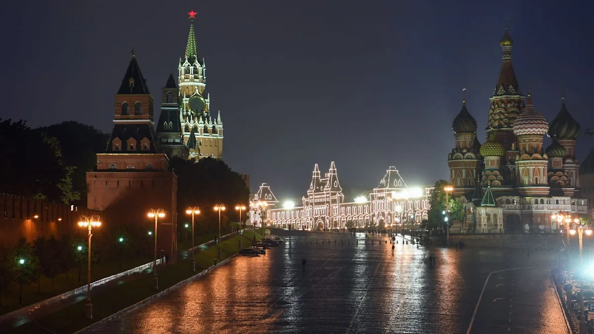 Bürgermeister berichtet - Ukraine greift Moskau mit 620 Drohnen an