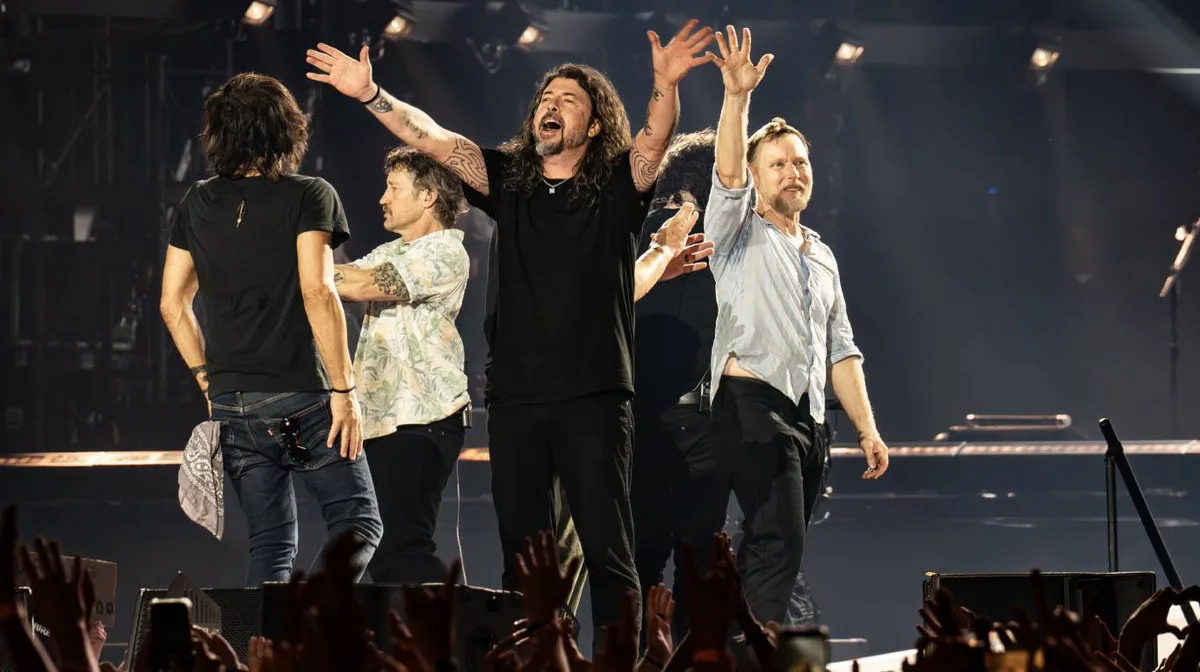 Dave Grohl celebró que Foo Fighters será telonero de AC/DC por una noche: “Un sueño hecho realidad”