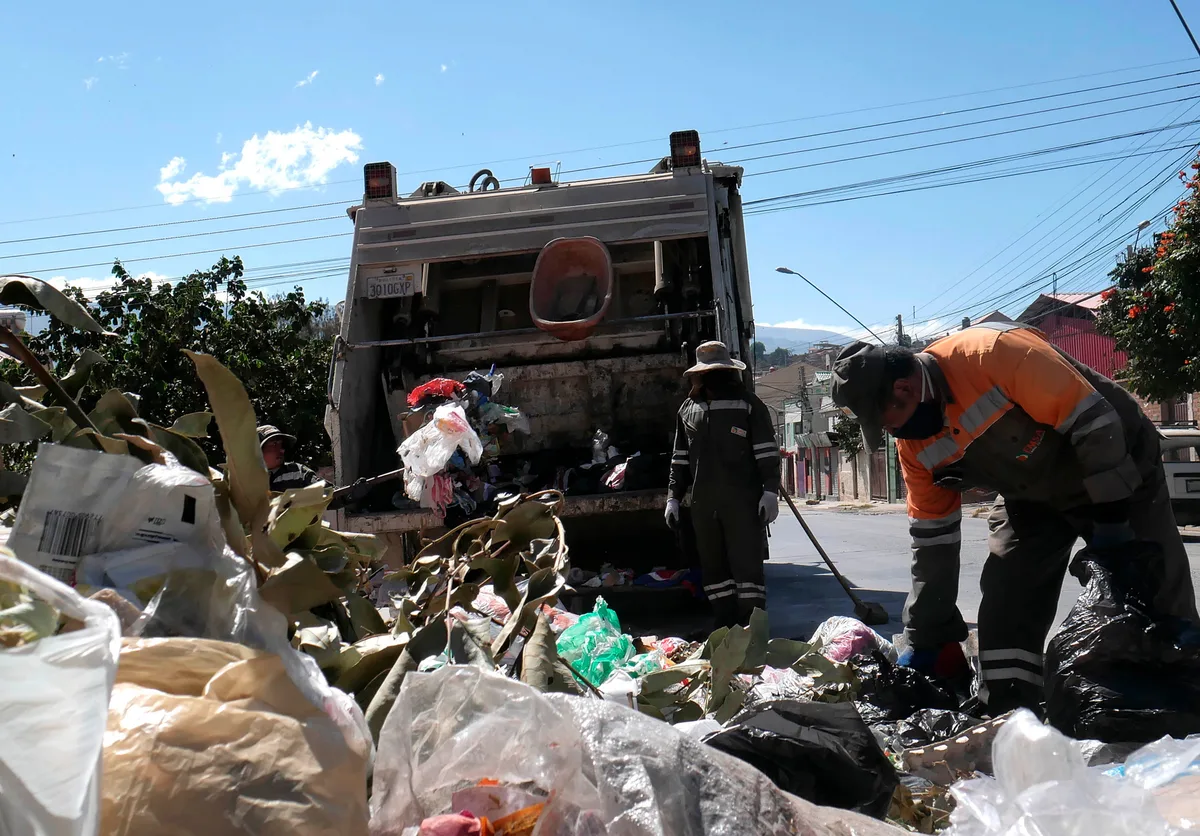 La Paz acumula 14 días sin servicio de recolección de basura: crece la alerta por riesgo sanitario