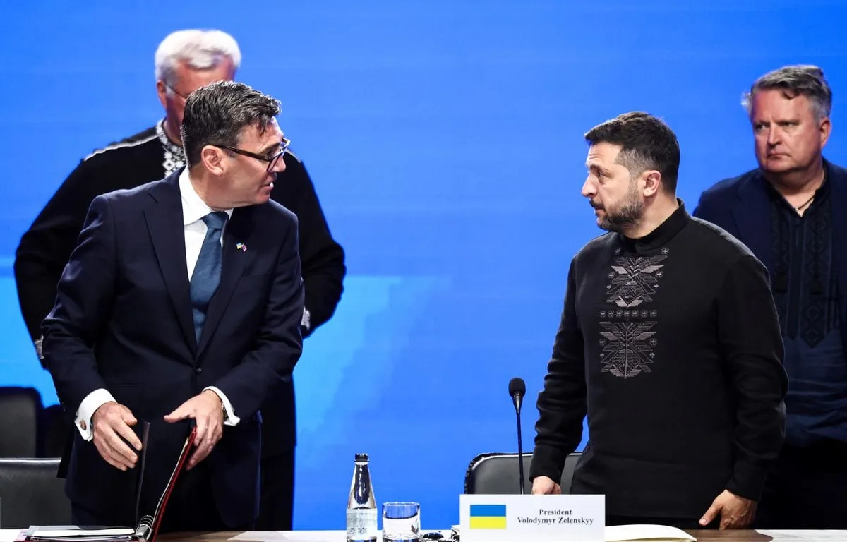 Guerre en Ukraine : Macron appelle à rester calme, la Russie provoque et l’Ukraine fête son indépendance