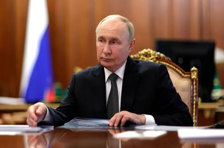 Путин сообщил о подготовке массированных ударов по энергетике Украины
