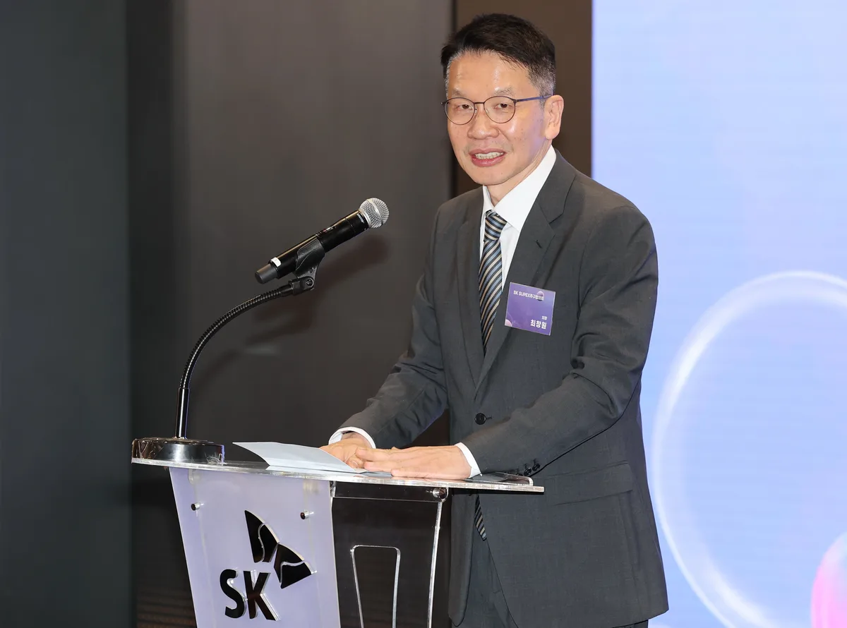 그룹 전성기 이끌었지만 본인 사업은 휘청… 최창원 SK수펙스 의장 거취에 쏠리는 시선
