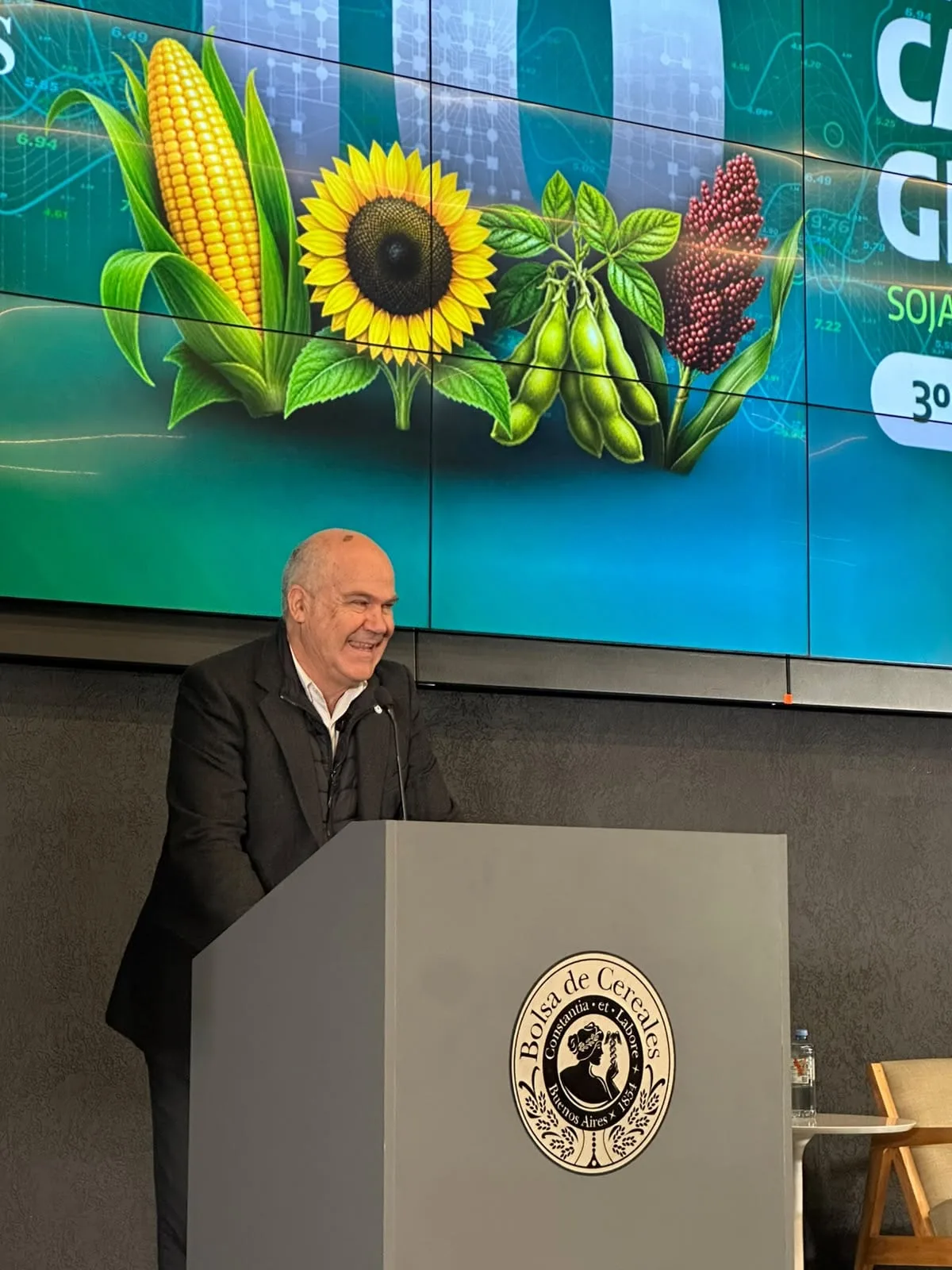 “Es desesperante”: el secretario de Agricultura sorprendió con un pedido para que aplaudan los logros del Gobierno y dejó una arenga