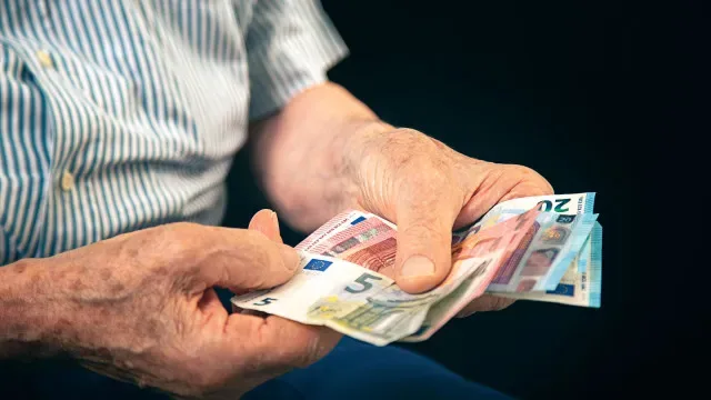 Governo desaconselhado a dar bónus recorrentes nas pensões: Porquê?