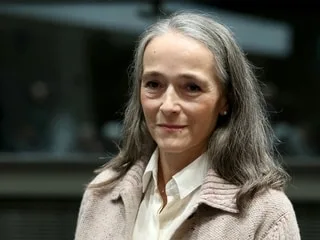 France Télévisions devra économiser 90 millions d’euros en 2027, selon sa présidente Delphine Ernotte