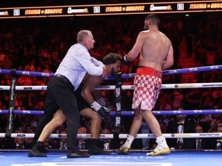 VIDÉO. Boxe : Filip Hrgovic dompte Itauma, le Britannique quitte le ring sur une civière puis est transporté à l’hôpital