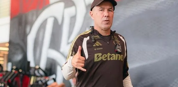 Juca: Jardim vestiu sandálias da humildade, e Palmeiras tem vida difícil