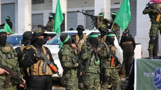 Israel acusa Hamas de esconder droga na ajuda de ONG para Gaza