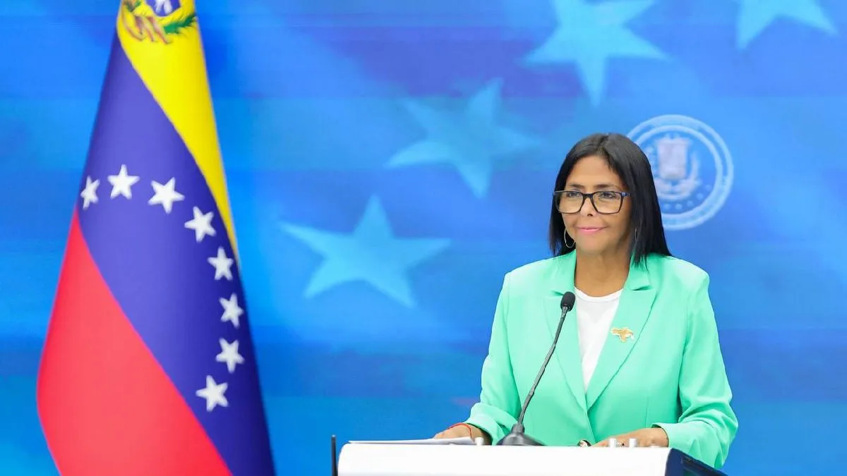 Acceso a la Justicia cuestiona quién ejerce el mando en ausencia de Delcy Rodríguez