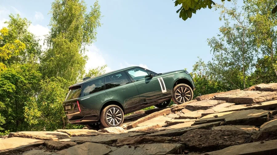 E- Luxus-SUV: Allrad-Adel unter Strom: Der Range Rover wird elektrisch