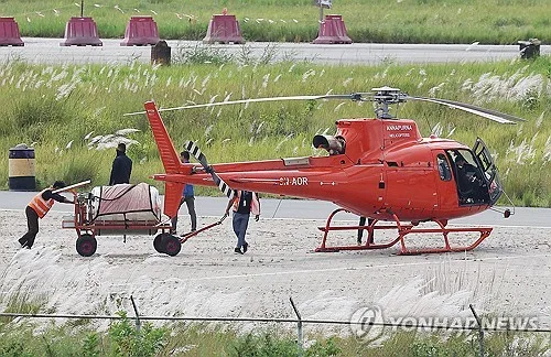 [네팔 대홍수] 韓헬기 2대 오늘 운항 추진…실종자 수색범위 확대
