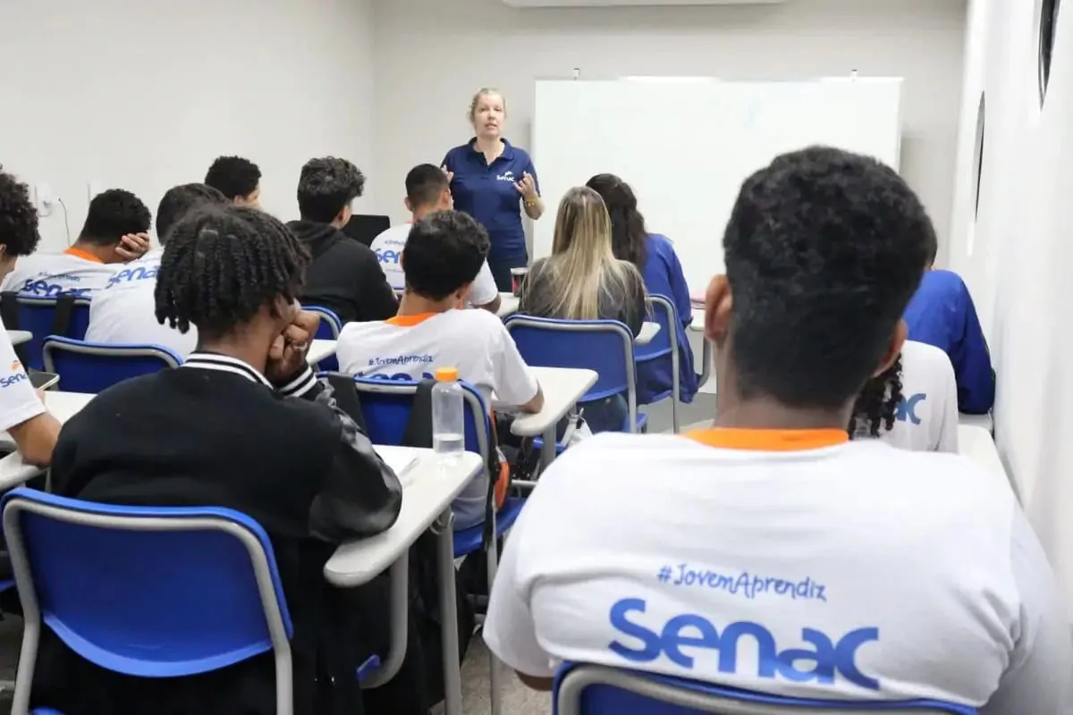 Senac abre 30 vagas gratuitas para curso de operador de caixa em Cruzeiro do Sul